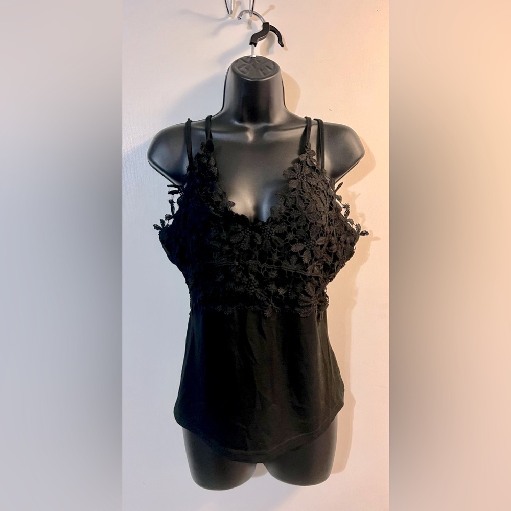 Lace tank top